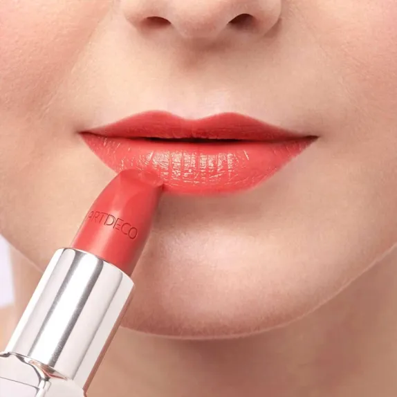 High Performance Lipstick 418 Pompeian Red - High performance lipstick 418 pompeian red 1 - ART0001